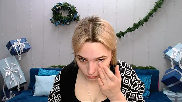 tendermeow online show from December 15, 2024, 9:13 am