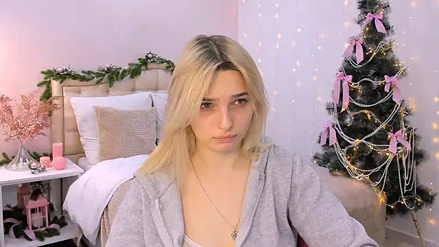 tendermeow online show from December 20, 2024, 1:22 pm