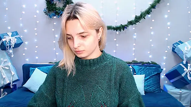 tendermeow online show from December 26, 2024, 1:10 pm