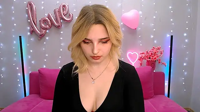 tendermeow online show from February 12, 2025, 5:16 pm