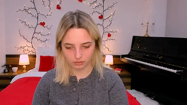 tendermeow online show from March 14, 2025, 1:13 pm