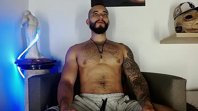 Morgann jones online show from June 23, 2026, 3:43 pm