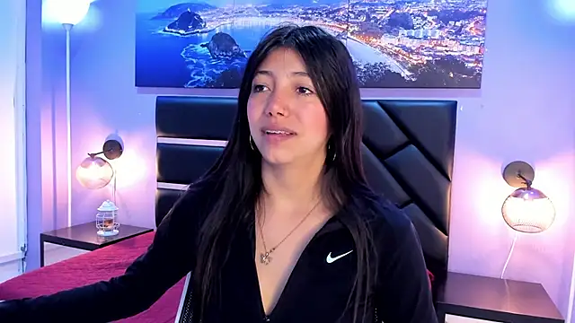 KimberlyVillaLobos online show from April 8, 2026, 11:32 am