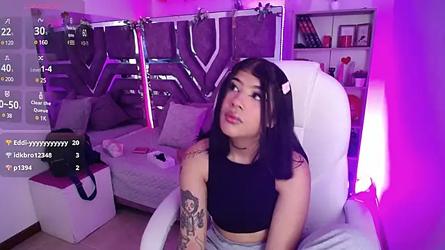 AliceWalker 11 online show from February 25, 2025, 8:09 pm