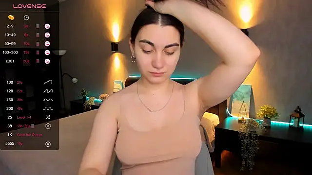 hannacheekss  online show from January 27, 2025, 1:59 am