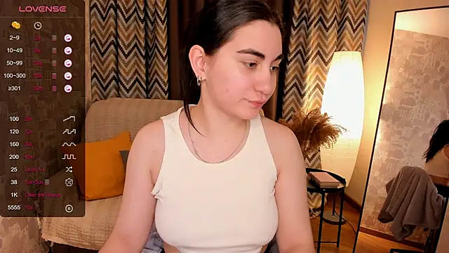 hannacheekss  online show from February 15, 2025, 1:53 am