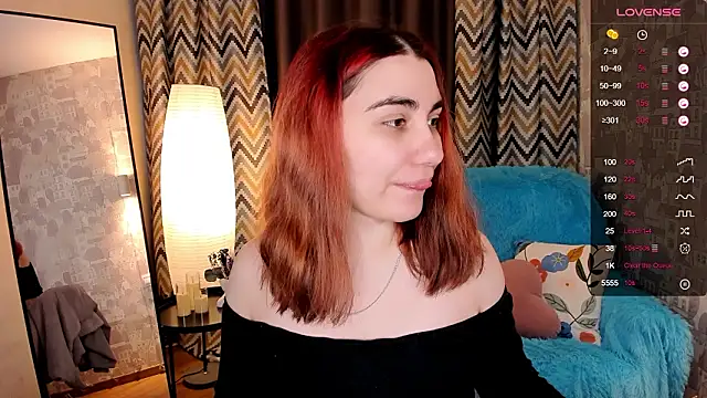 Snapshot of hannacheekss_ chatting on February 3, 2026, 2:53 am hannacheekss online show from February 3, 2026, 2:53 am