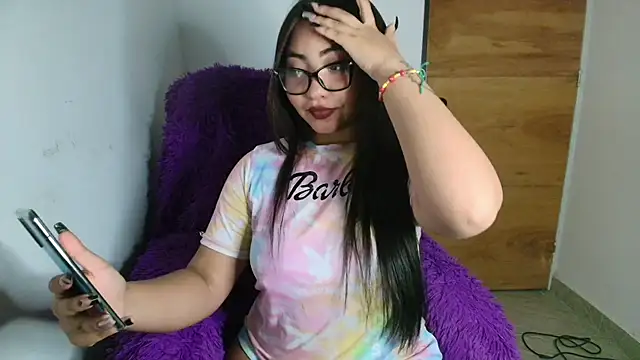 Snapshot of Dailyn_Adams chatting on March 6, 2025, 6:19 am Dailyn Adams online show from March 6, 2025, 6:19 am