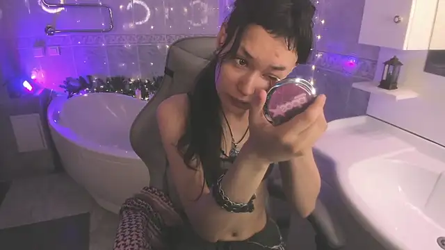 Emily Strikeee online show from January 15, 2025, 11:53 am