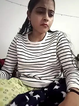 Snapshot of pikubaby chatting on January 28, 2025, 9:50 pm pikubaby online show from January 28, 2025, 9:50 pm