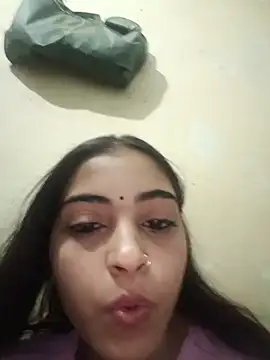 Snapshot of pikubaby chatting on May 15, 2026, 7:43 pm pikubaby online show from May 15, 2026, 7:43 pm