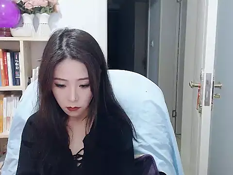 SuSushi728 online show from February 14, 2026, 4:37 pm