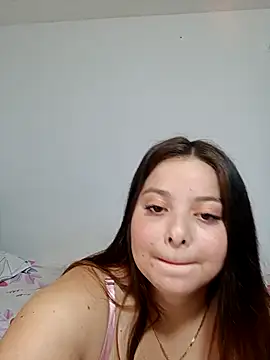 Emawalker  online show from January 13, 2026, 8:25 pm