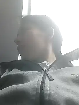 Tefannyy  online show from December 6, 2024, 5:33 pm