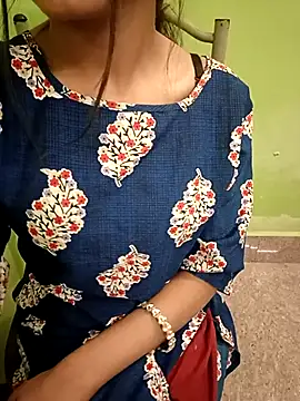 EACH 555 online show from November 23, 2025, 5:46 pm