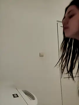 Snapshot of leeya_lee chatting on February 10, 2025, 7:49 pm leeya lee online show from February 10, 2025, 7:49 pm