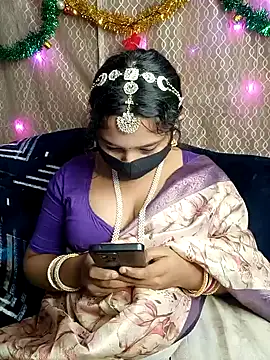 Snapshot of Deshi_Chori chatting on January 14, 2025, 11:37 pm Deshi Chori online show from January 14, 2025, 11:37 pm