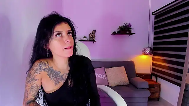 yenny garcia online show from September 30, 2025, 6:02 pm