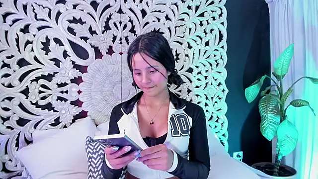 Mindy sweety online show from March 27, 2026, 1:11 pm