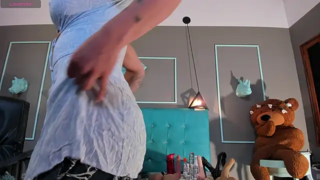 engel devil online show from March 28, 2026, 1:43 pm