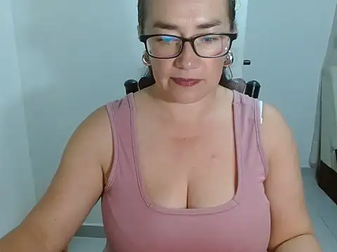 AllisonMillerHot online show from December 24, 2024, 9:28 am