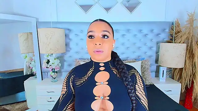 EileenBenzon online show from February 15, 2026, 4:53 am