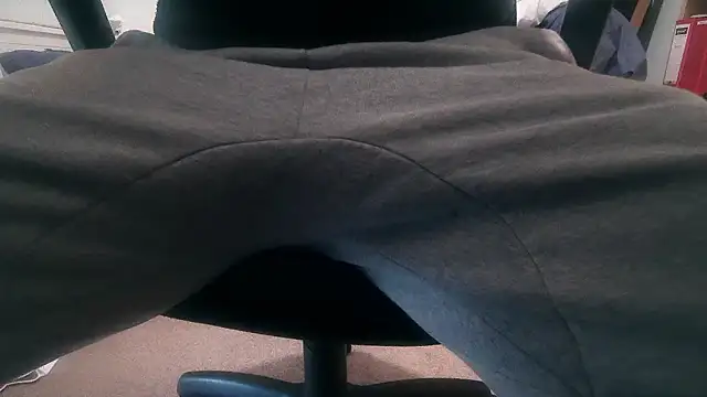 Snapshot of an4y8ot chatting on December 13, 2024, 12:50 pm an4y8ot online show from December 13, 2024, 12:50 pm