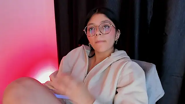 lana dol online show from February 19, 2025, 6:32 pm