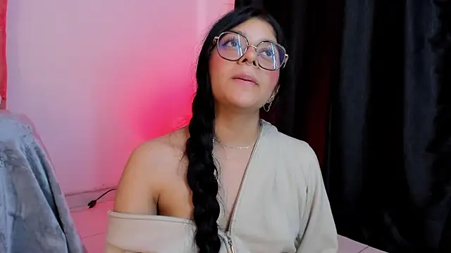 lana dol online show from February 25, 2025, 2:54 pm