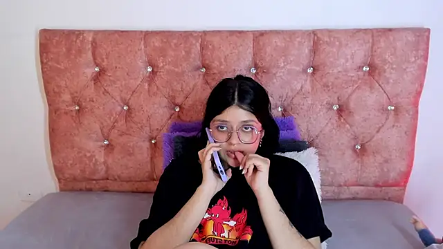 lana dol online show from March 10, 2025, 6:56 pm