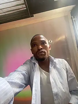 BlueIceCube online show from November 25, 2025, 5:51 am