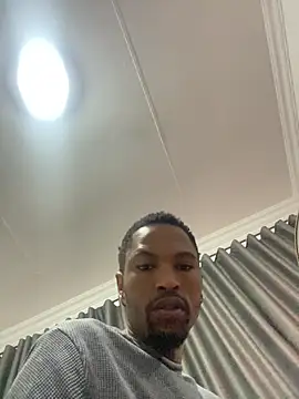 BlueIceCube online show from May 10, 2026, 2:06 am