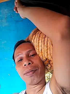 Snapshot of Reza969 chatting on October 1, 2025, 5:57 am Reza969 online show from October 1, 2025, 5:57 am