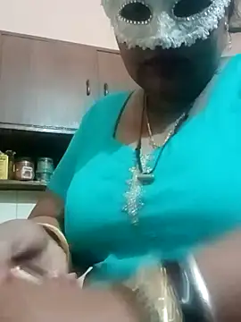 Snapshot of seemi_bhabhi chatting on February 22, 2025, 2:17 am seemi bhabhi online show from February 22, 2025, 2:17 am