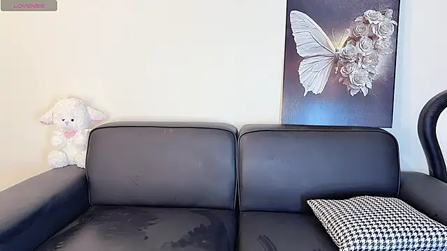 Lucky-susuBB online show from December 1, 2025, 1:05 pm