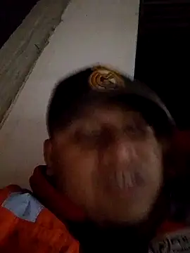 Snapshot of zeta29 chatting on October 3, 2025, 3:36 am zeta29 online show from October 3, 2025, 3:36 am