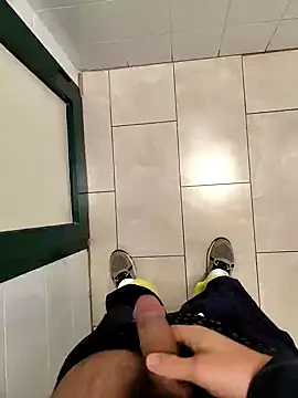 coppiapazza online show from December 2, 2024, 6:20 am