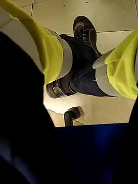 coppiapazza online show from January 18, 2025, 7:26 pm