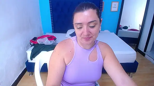 Snapshot of kinky_redhead18 chatting on February 2, 2026, 2:05 pm kinky redhead18 online show from February 2, 2026, 2:05 pm