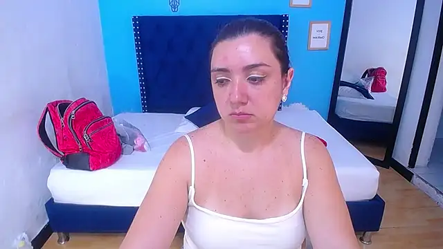 Snapshot of kinky_redhead18 chatting on February 12, 2026, 2:01 pm kinky redhead18 online show from February 12, 2026, 2:01 pm