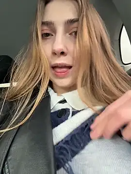 Sunny   Bunny online show from April 24, 2026, 12:07 pm