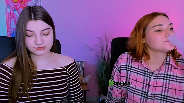 Snapshot of pure_radiance1 chatting on December 2, 2025, 9:47 am pure radiance1 online show from December 2, 2025, 9:47 am