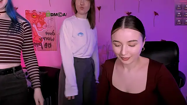 pure radiance1 online show from March 1, 2026, 10:06 am