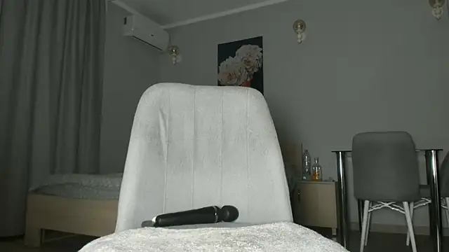 makota rey online show from March 21, 2025, 7:35 pm