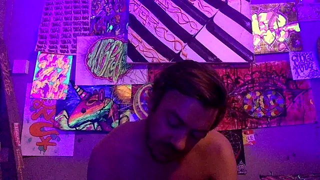 3615 ULLA online show from May 11, 2026, 2:39 am