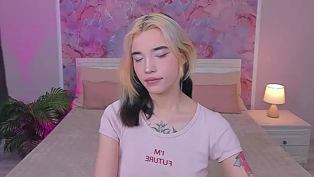 as1an girlfriend online show from January 11, 2025, 3:23 am