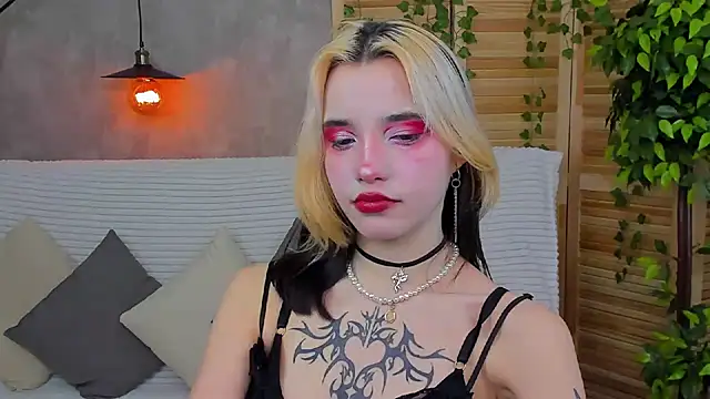 as1an girlfriend online show from January 31, 2025, 4:14 am