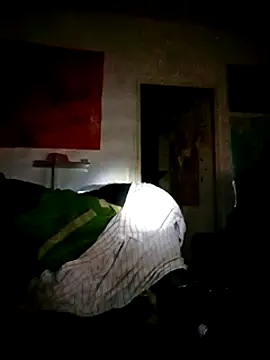 Snapshot of Ozomitro chatting on February 21, 2025, 1:00 am Ozomitro online show from February 21, 2025, 1:00 am