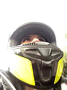 Hilary pinkk online show from February 3, 2025, 9:50 pm