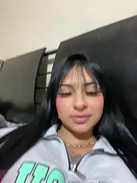 Hilary pinkk online show from March 18, 2025, 2:15 am